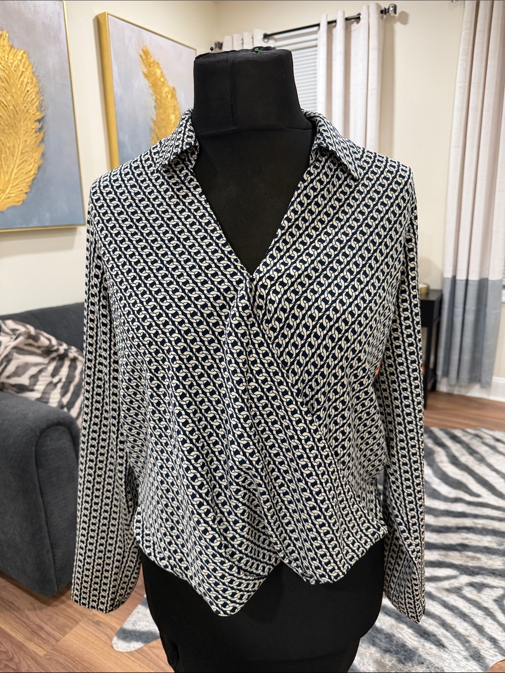 Michael Kors
Womens Navy & White Patterned Long-Sleeve Blouse